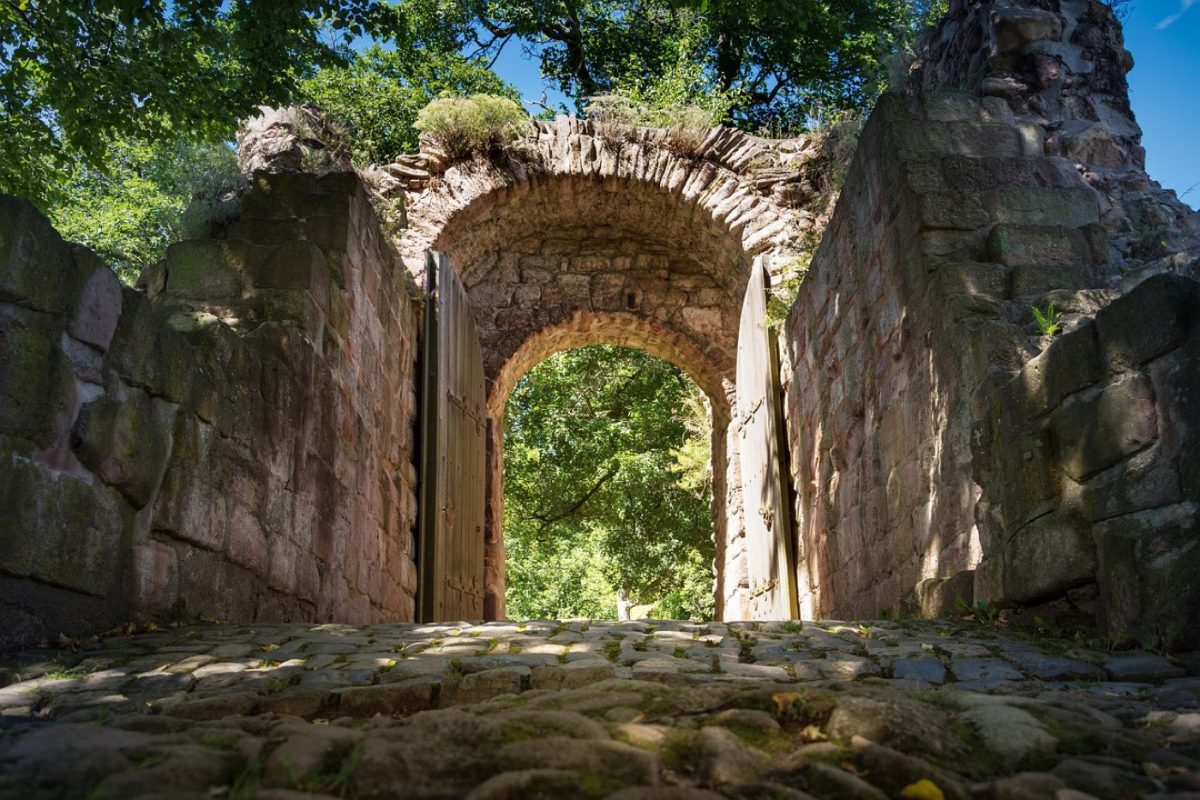 Où dormir près d'Urquhart Castle : options et conseils