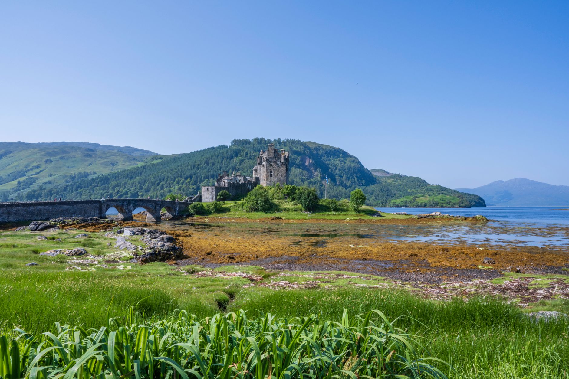 Gastronomie et saveurs autour du Loch Ness
